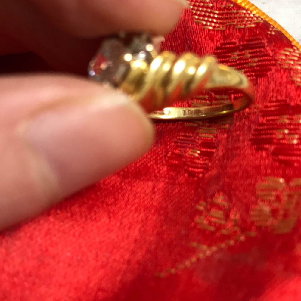 Diamond ring - Picture 4 of 8